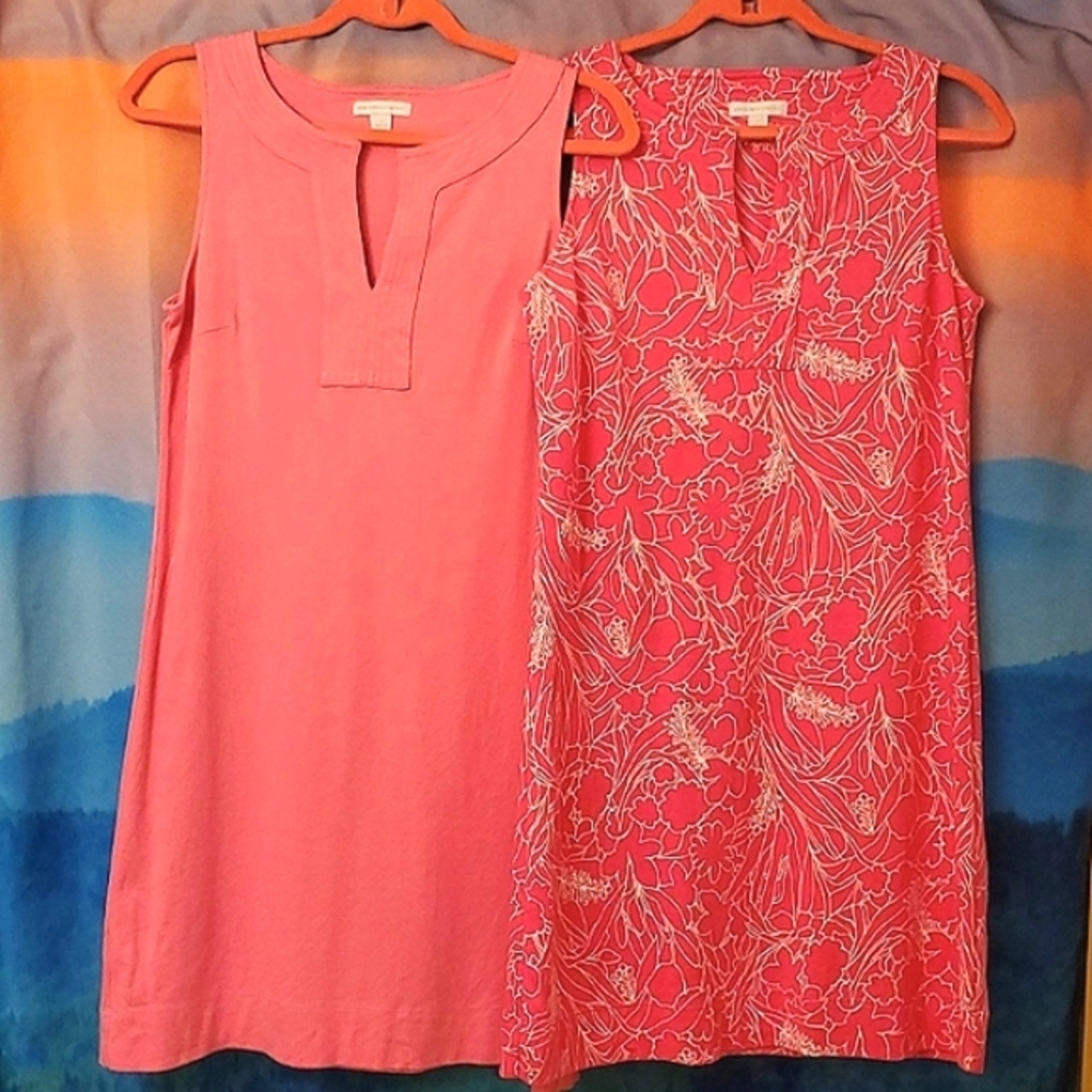 TWO! 😍 New York & Company Shift Dresses Size S